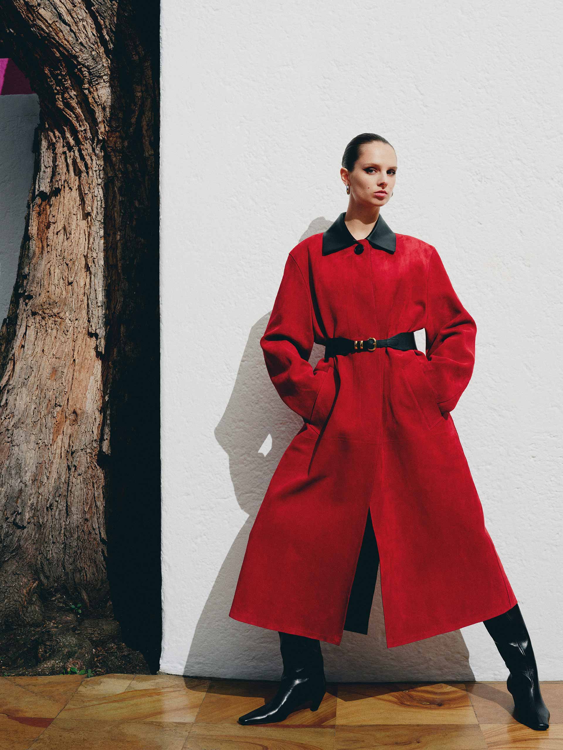 nap-holding-ps26-main